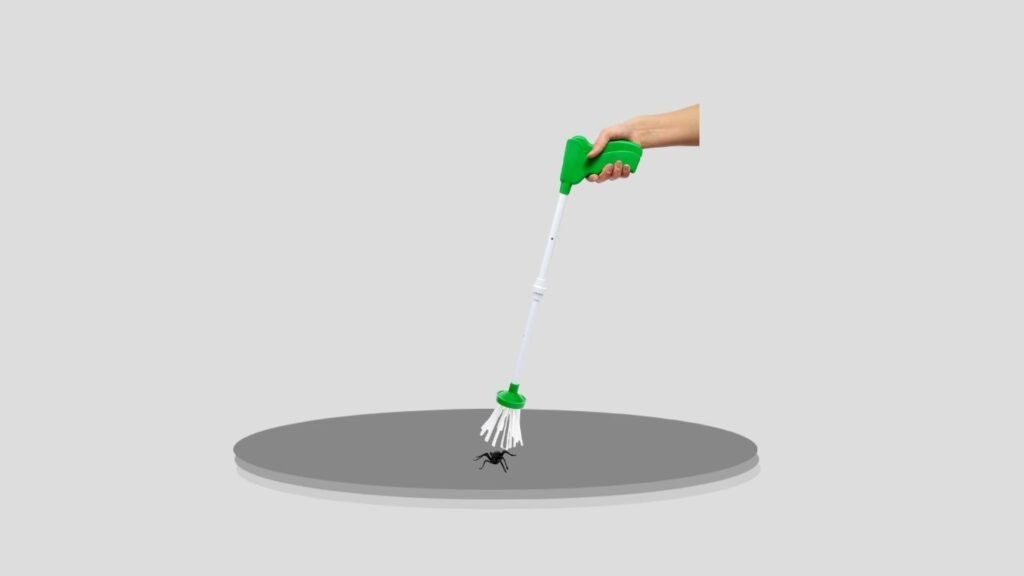 BRENIUM Spider and Insect Catcher Grabber